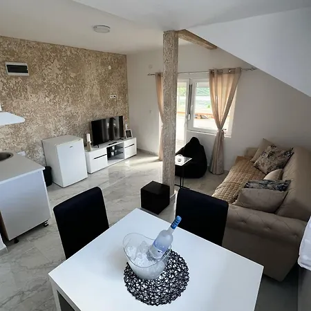 Dejavu Na Drini * Ljubovija